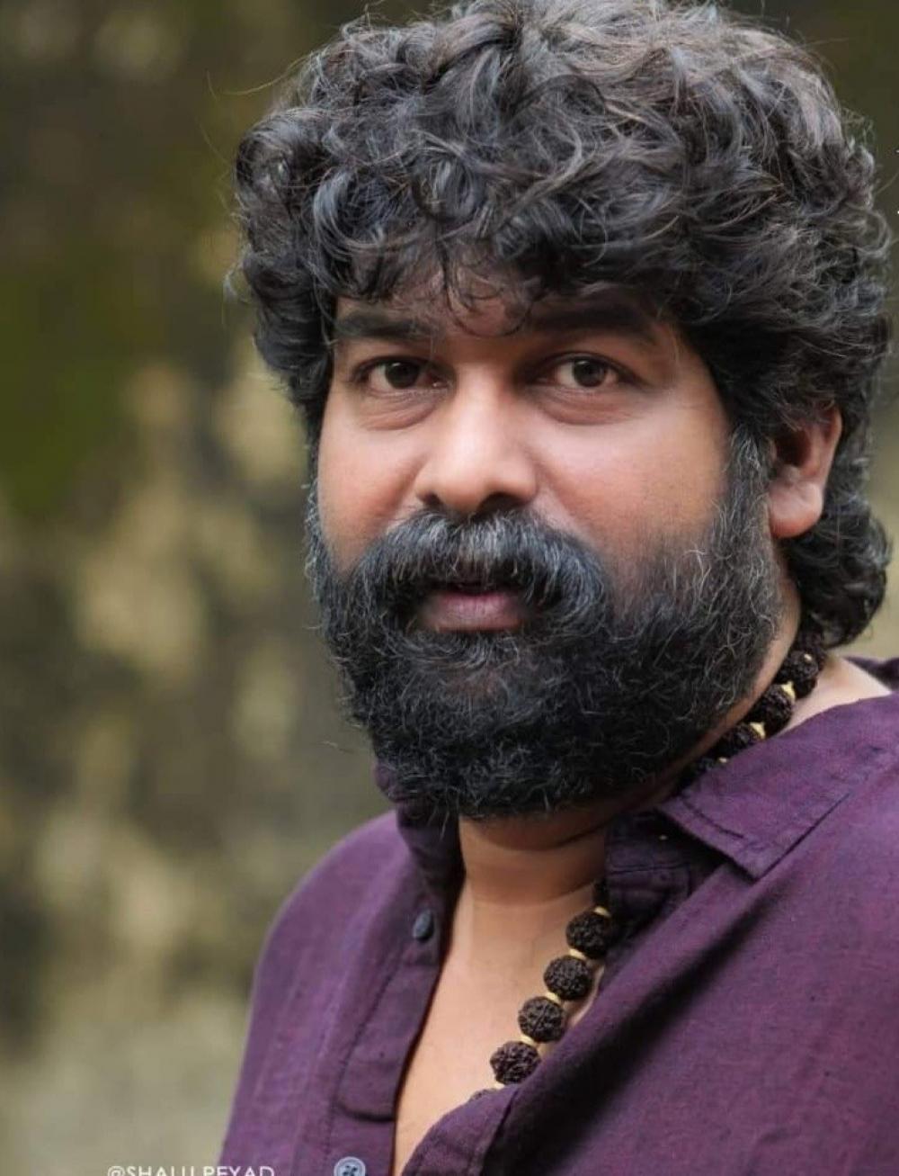 The Weekend Leader - Malayalam actor Joju George, Congress inching towards patch-up